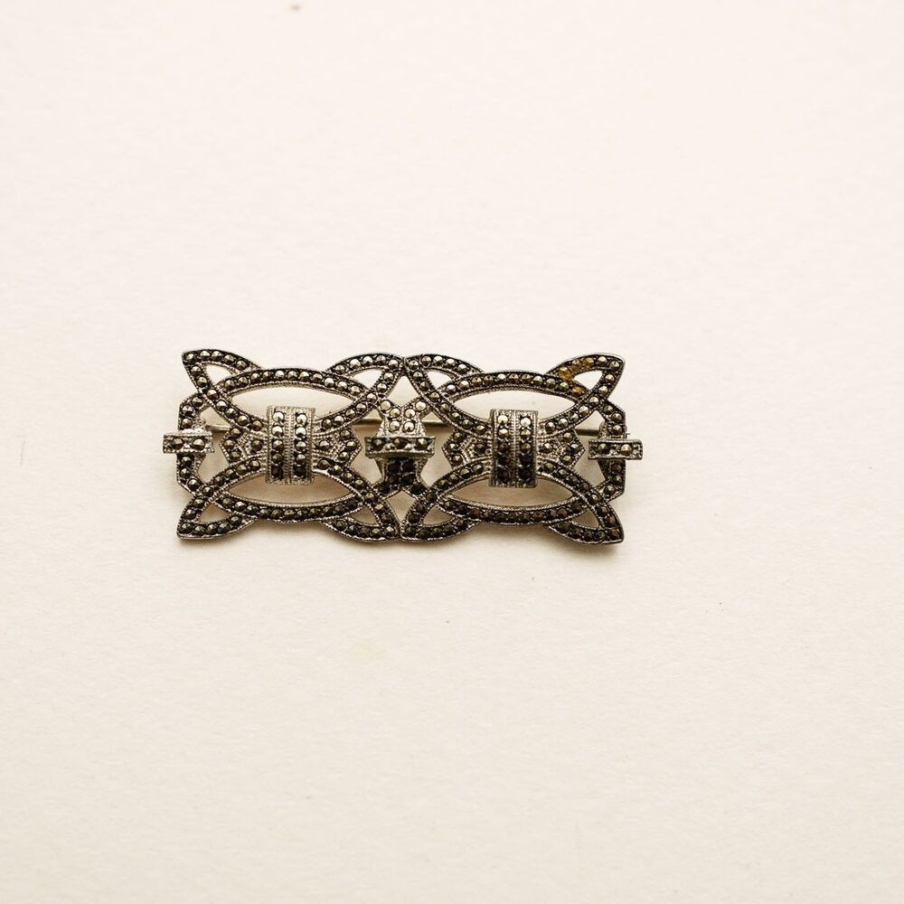 Sterling Silver and‎ Marcasite Bow Ribbon Pin Brooch 2" geometric Vintage